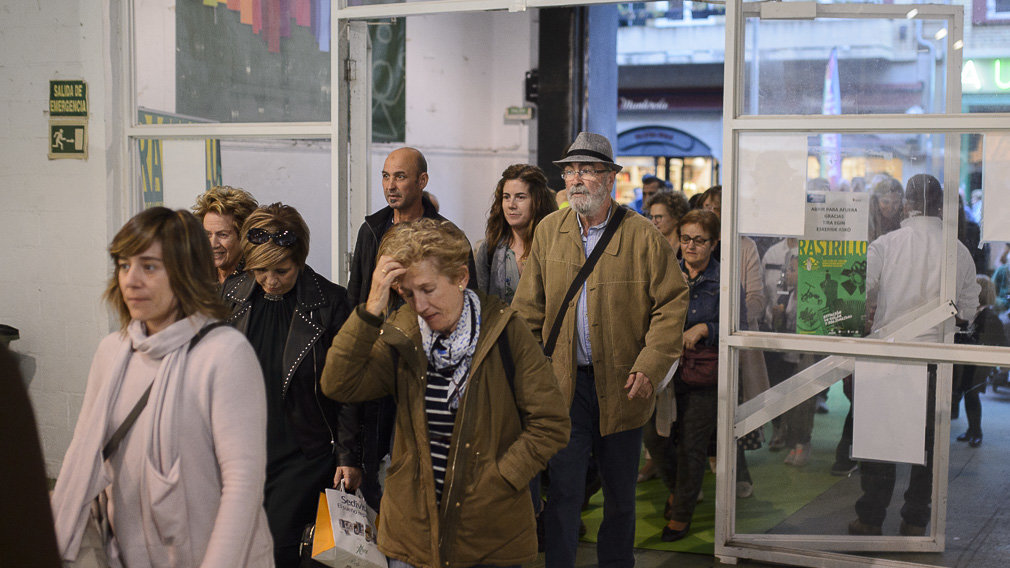 Inauguración del Rastrillo solidario de la Asociación Navarra Nuevo Futuro. PABLO LASAOSA