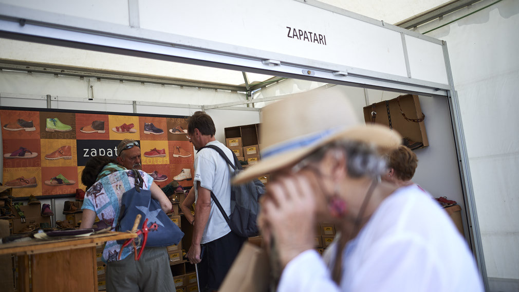 Feria de Artesania en la Plaza del Castillo de Pamplona. MIGUEL OSÉS