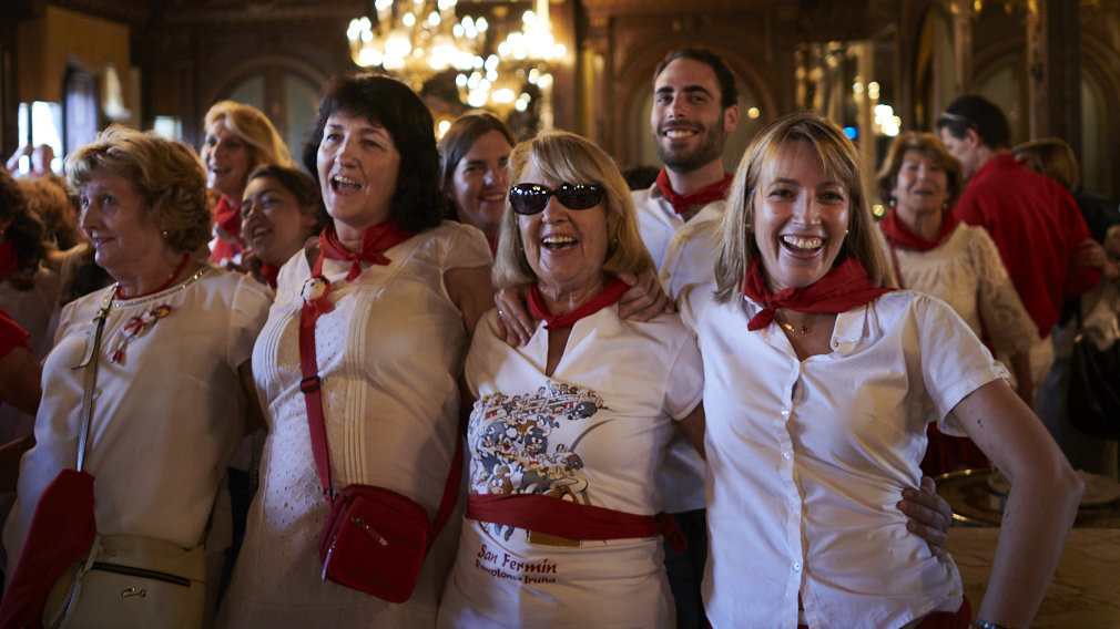 Baile de la Alpargata en el Casino Principal durante San Fermín 2019. PABLO LASAOSA 6