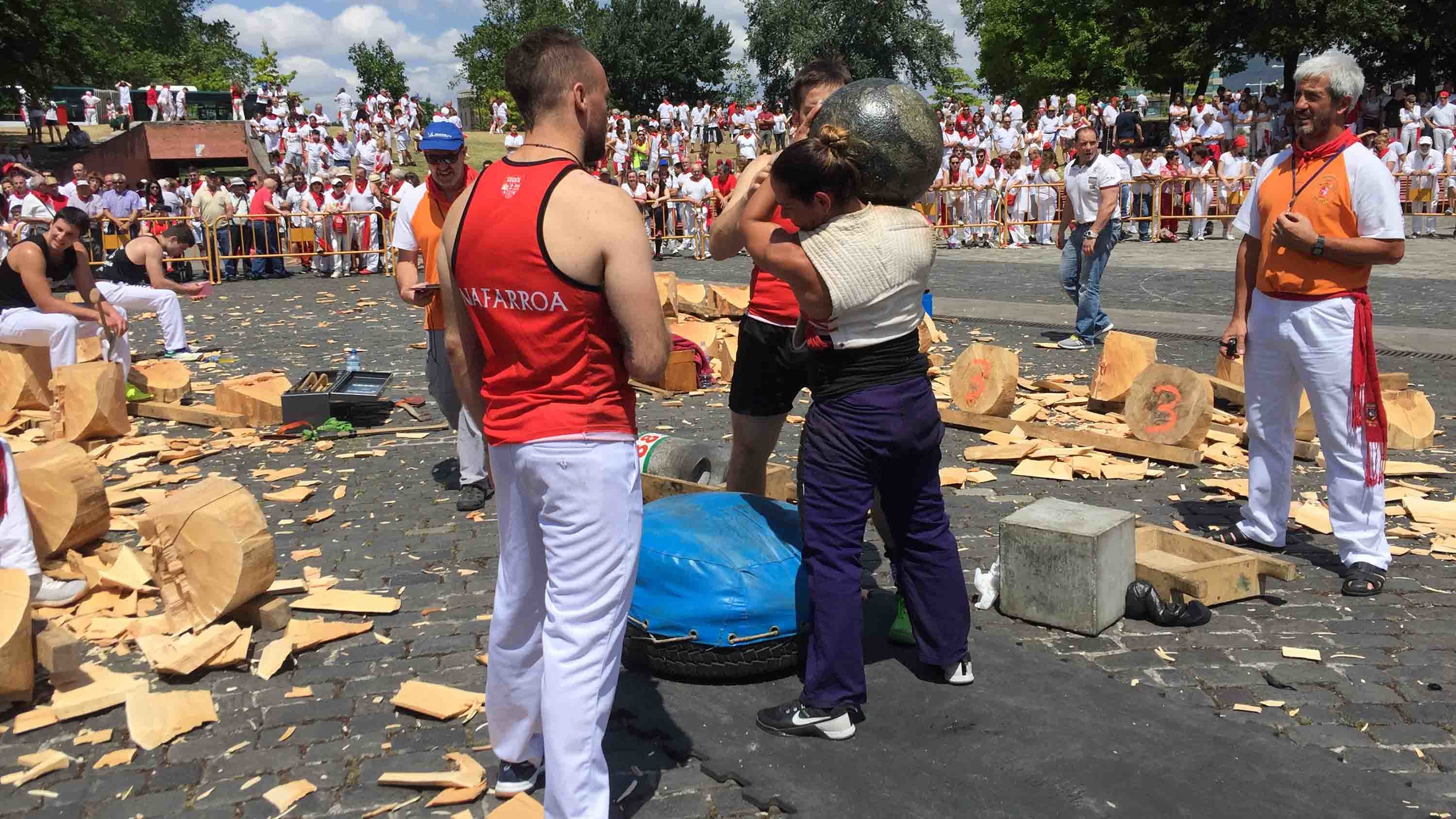 La navarra Virginia Finol durante la exhibicion