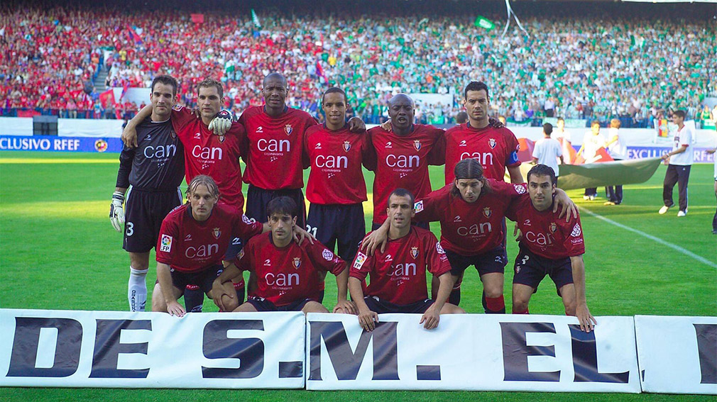 Equipo titular de Osasuna ante el Betis en la final de Copa del Rey en el estadio Vicente Calderón. Cedida.