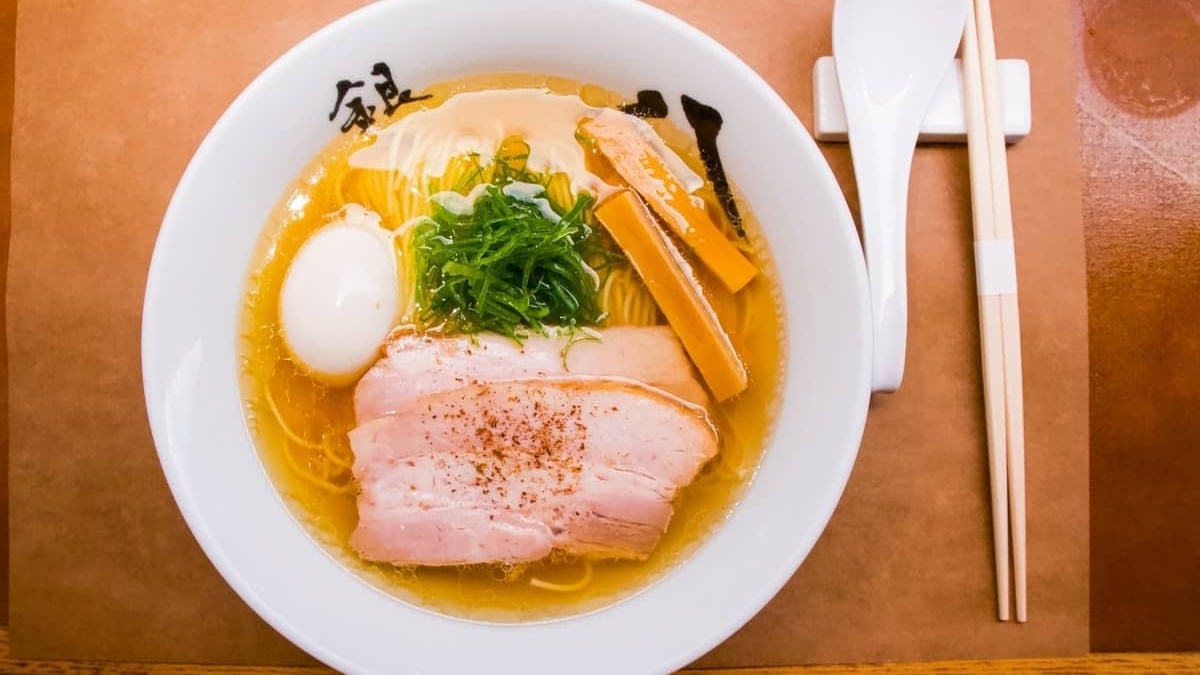 Top 5 restaurantes de comida a domicilio en Pamplona según TripAdvisor. Foto: unsplash.