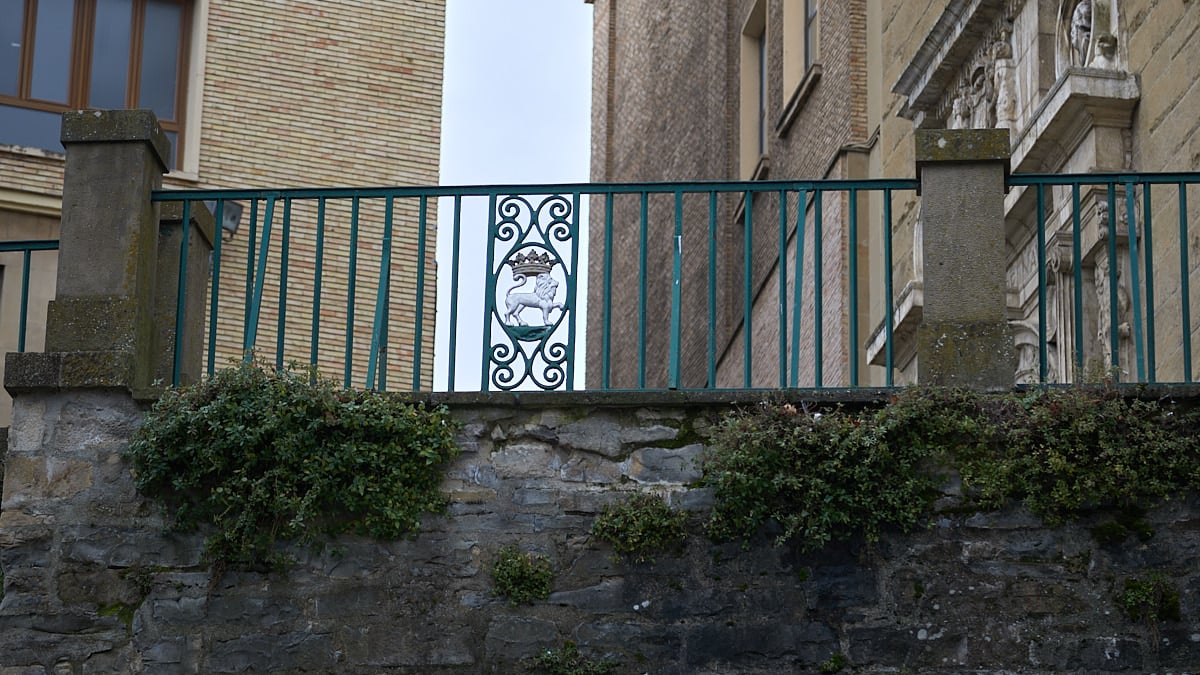 Mobiliario urbano de Pamplona de Casa Sancena. IÑIGO ALZUGARAY