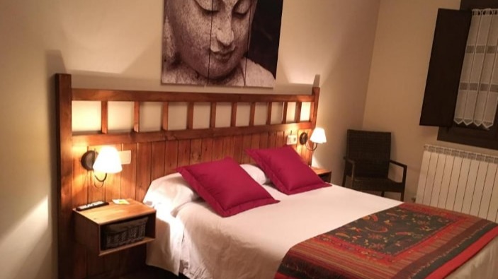 El interior de una de las habitaciones del Hostal Otsoa. Foto: Hotal Otsoa.