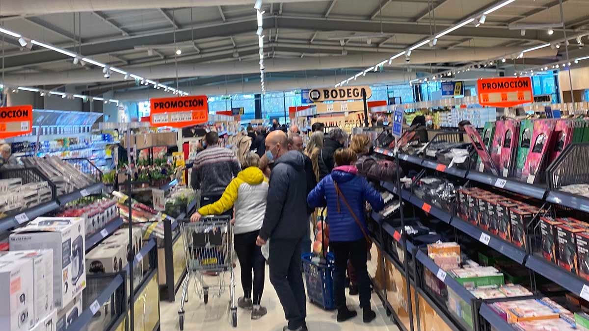Apertura del nuevo supermercado de Lidl en Cordovilla.