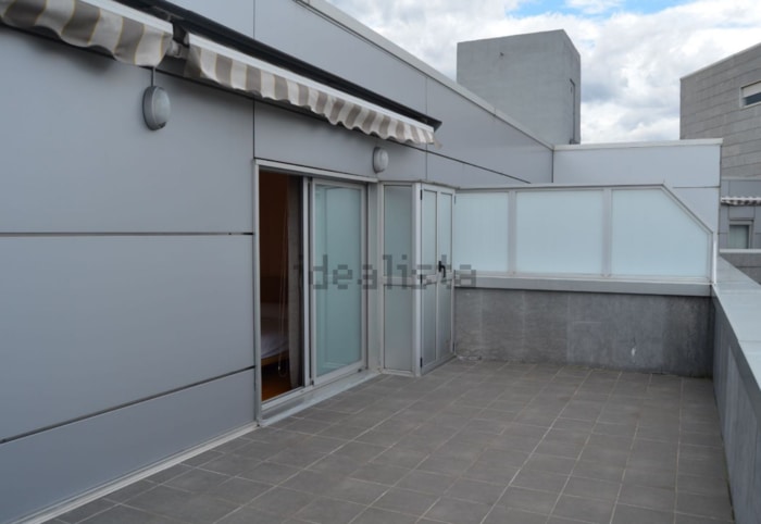 Ático en Plaza Julio Altadil. Foto: Idealista