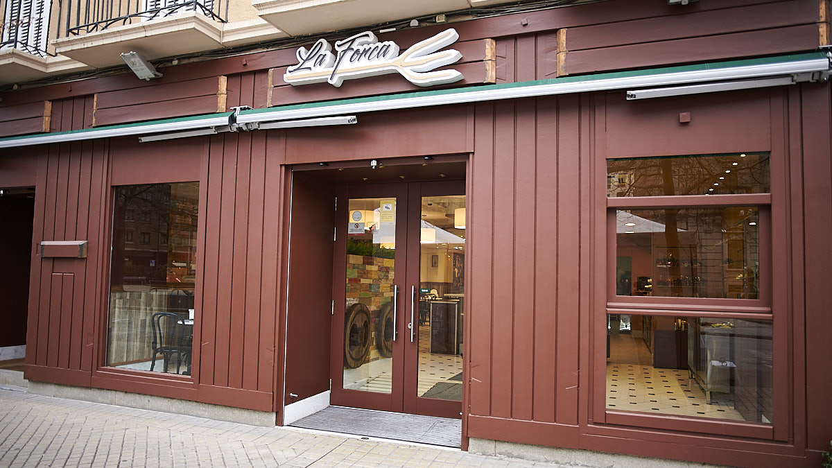 Cafetería “La Forca” en el Paseo Sarasate de Pamplona. PABLO LASAOSA