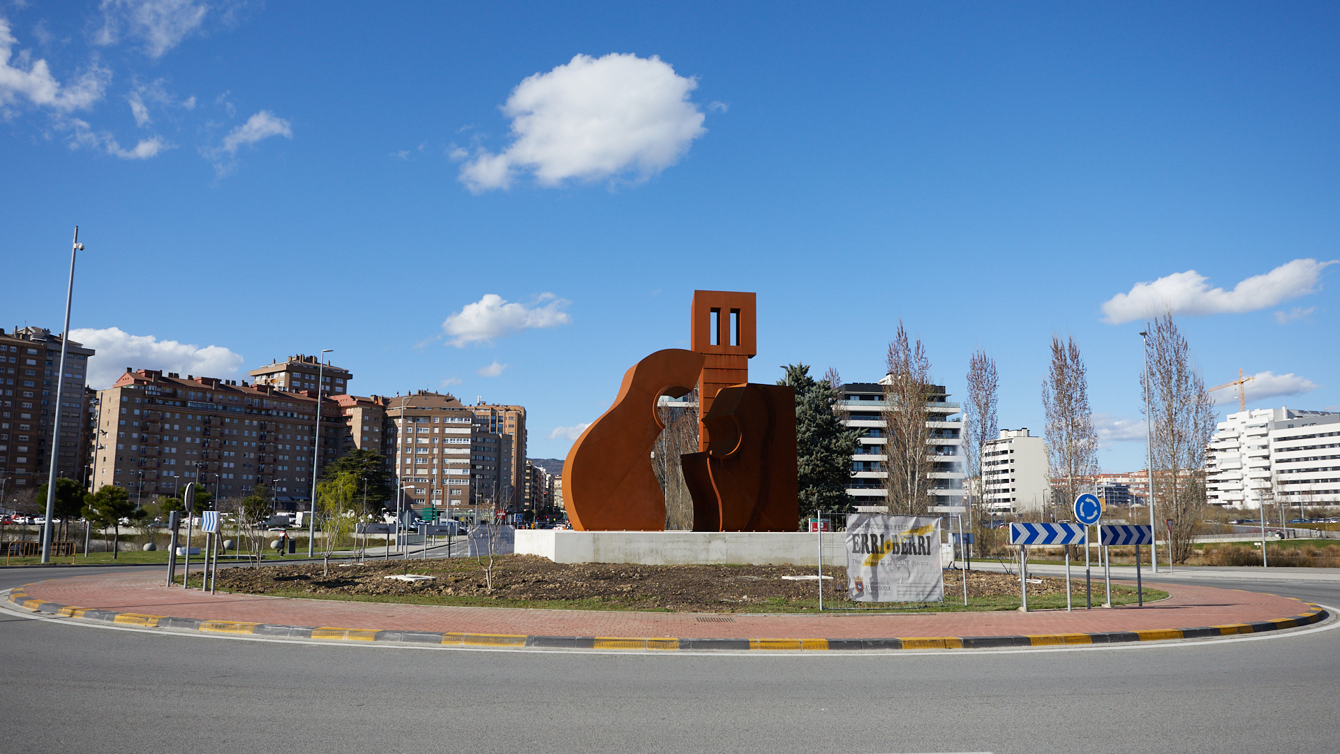 Escultura en homenaje a Sabicas realizada por Carlos Ciriza. IÑIGO ALZUGARAY