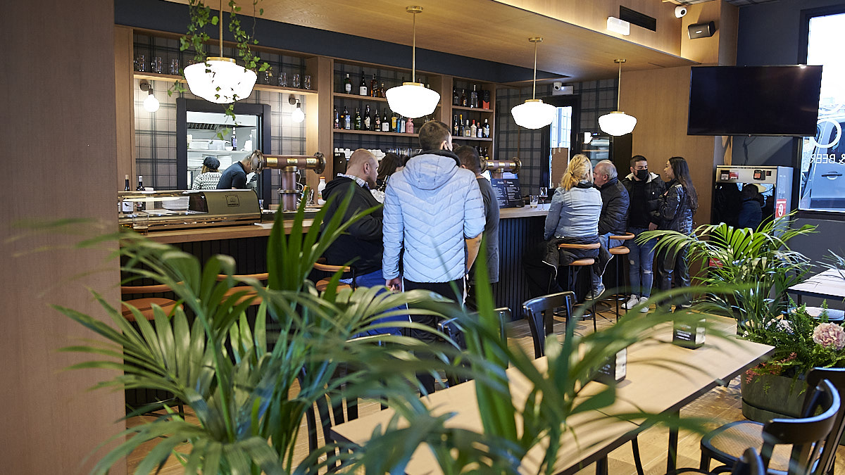 Arriola Arena, nuevo establecimiento hostelero en la calle Pablo Antoñana, en el barrio Arrosadía de Pamplona. PABLO LASAOSA