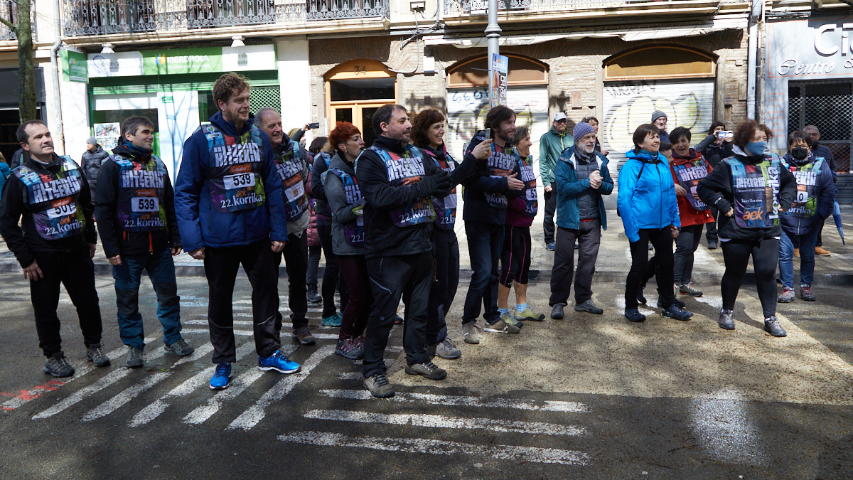 La Korrika 2022, carrera en favor del euskera que organiza AEK, recorre las calles de Pamplona. IÑIGO ALZUGARAY