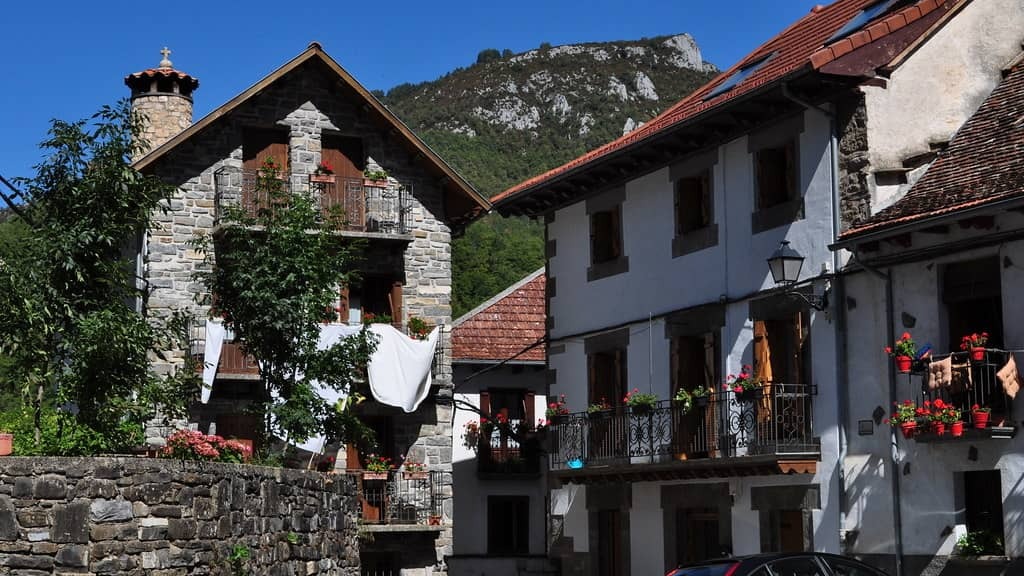 Isaba, el destino navarro rural perfecto para Semana Santa. Foto: Flickr.