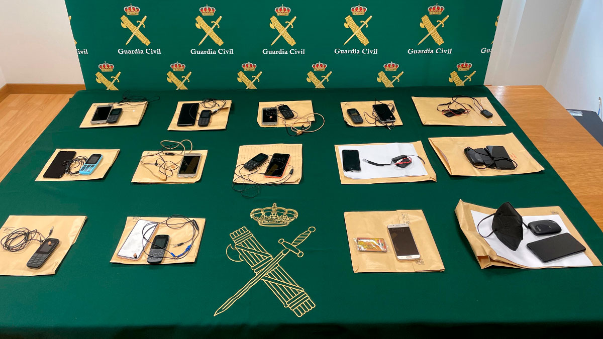 Medios empleados en fraudes para obtener el permiso de conducir. GUARDIA CIVIL