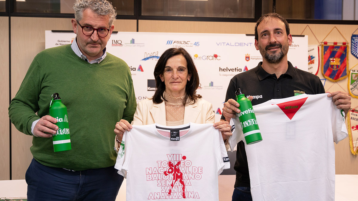 Presentación del Torneo de balonmano base de Semana Santa en Anaitasuna. Cedida.
