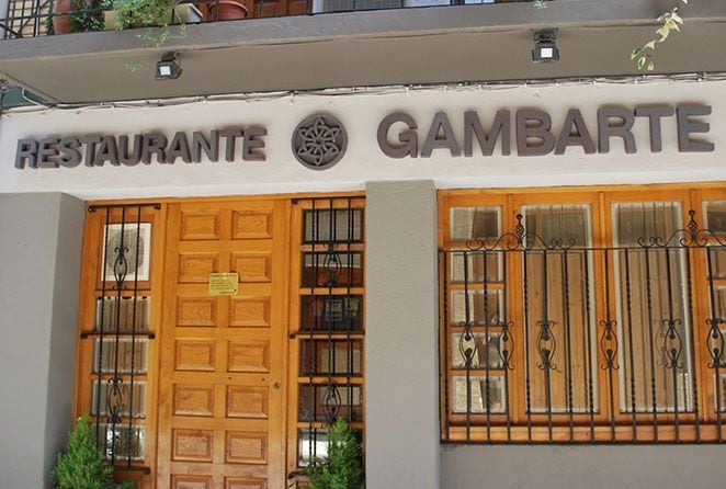 Fachada del Restaurante Gambarte en Olite. Foto: Ruta del Vino Navarra.