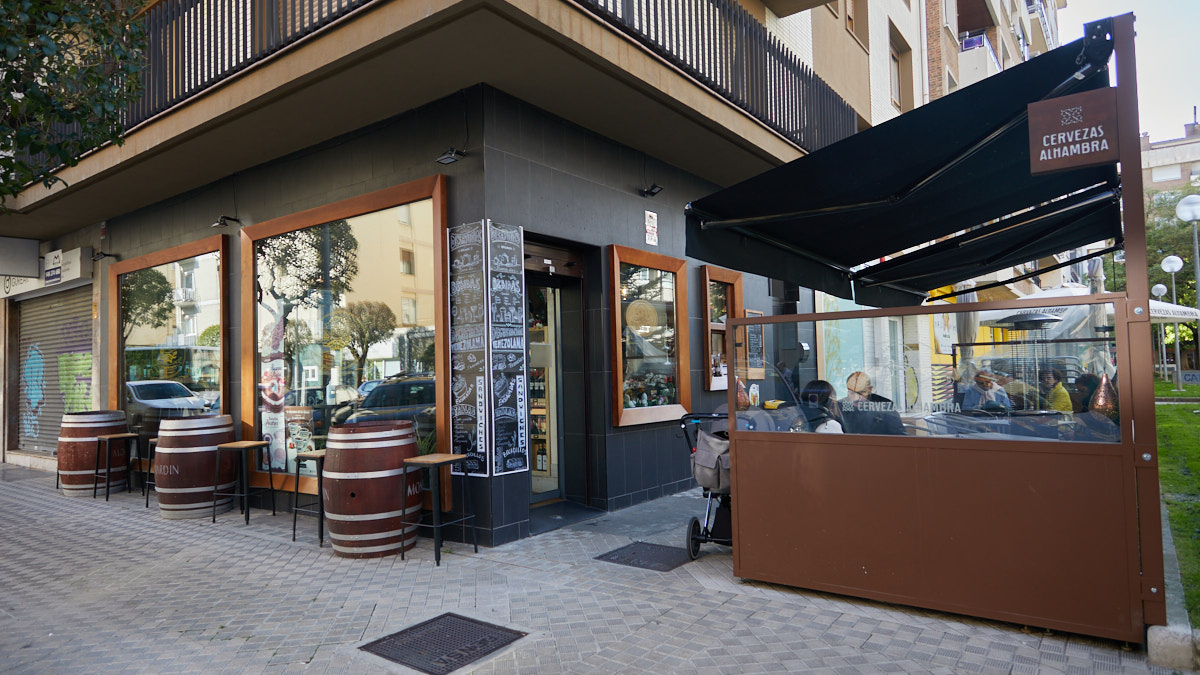 Café-bristrot 'Mi pequeña Venezia' en la calle Abejeras 20 de Pamplona. IÑIGO ALZUGARAY