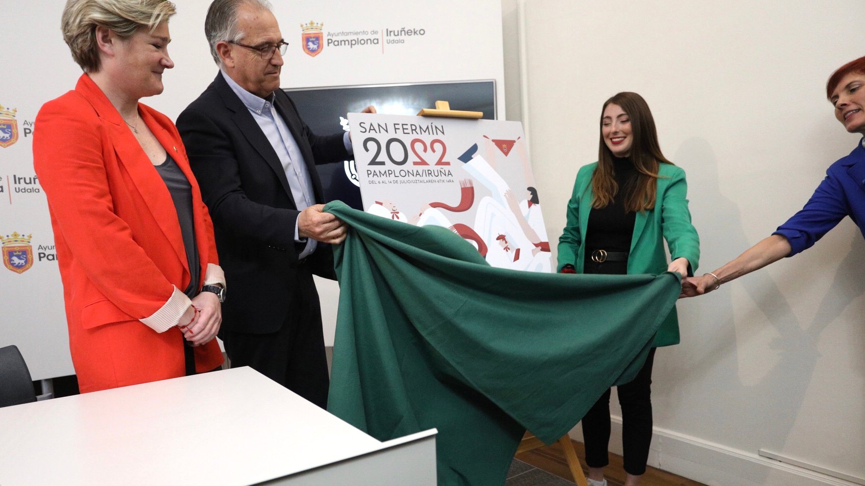 Olaia Merino Erviti, autora del cartel de San Fermín 2022. ÍÑIGO ALZUGARAY