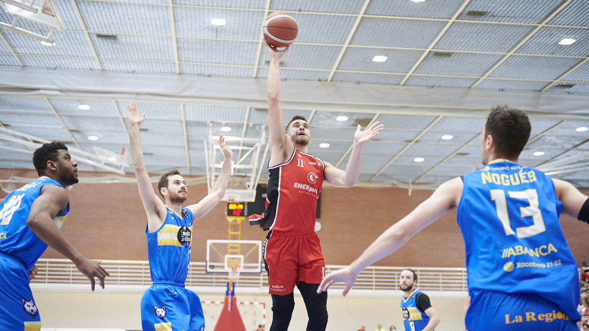 Basket Navarra se enfrenta al Ourense en Arrosadía. PABLO LASAOSA