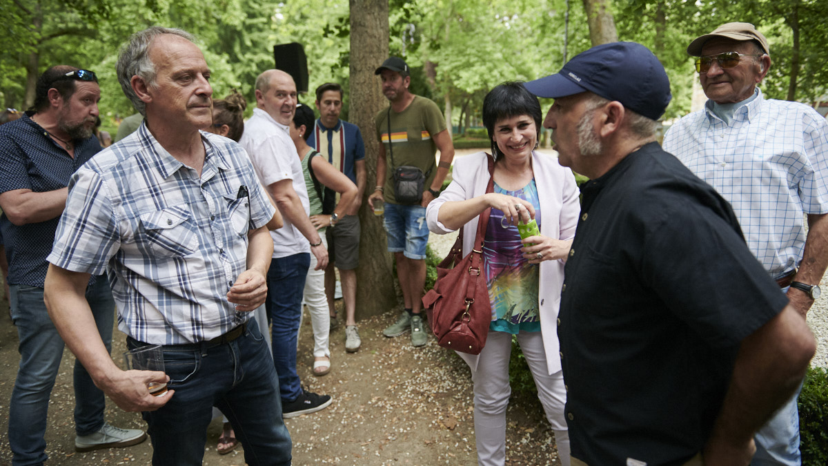EH Bildu realiza la presentación social de sus candidatos a las próximas elecciones en Navarra y Pamplona, Laura Aznal y Joseba Asiron. PABLO LASAOSA