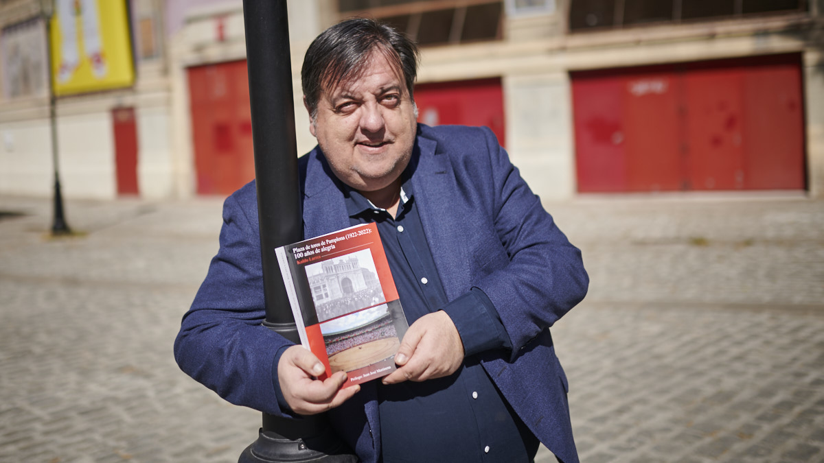 Presentación del libro 'Plaza de Toros de Pamplona (1922-2022): 100 años de alegría', de Koldo Larrea. PABLO LASAOSA