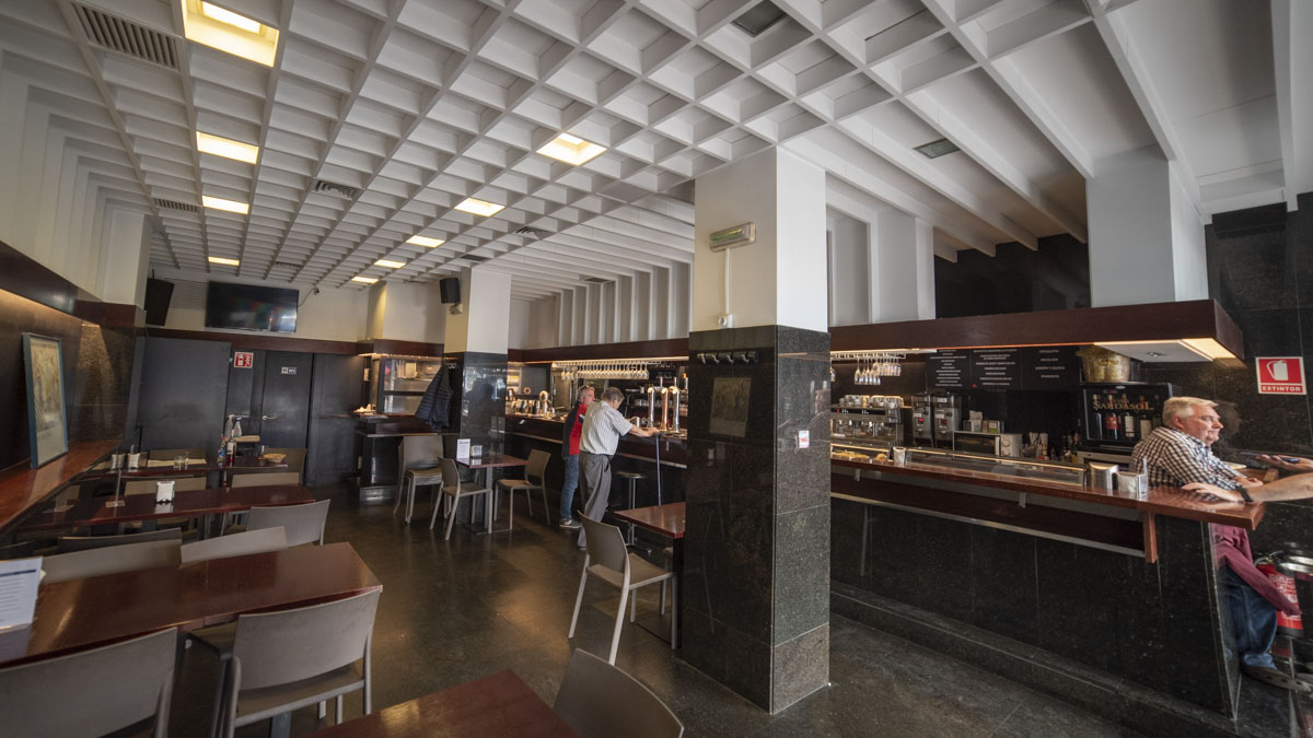 Reportaje con el dueño del Bar Cali, Ramón Otazu. IRAITZ IRIARTE.