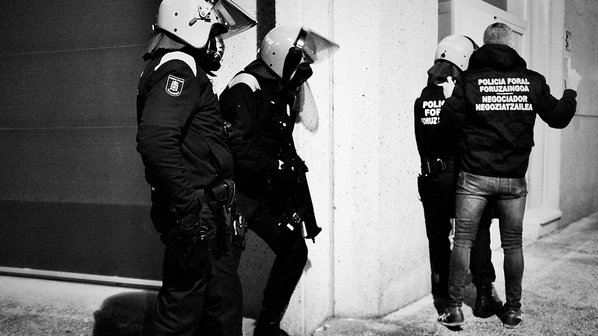 Exposición Policía Foral. JAVIER ULI