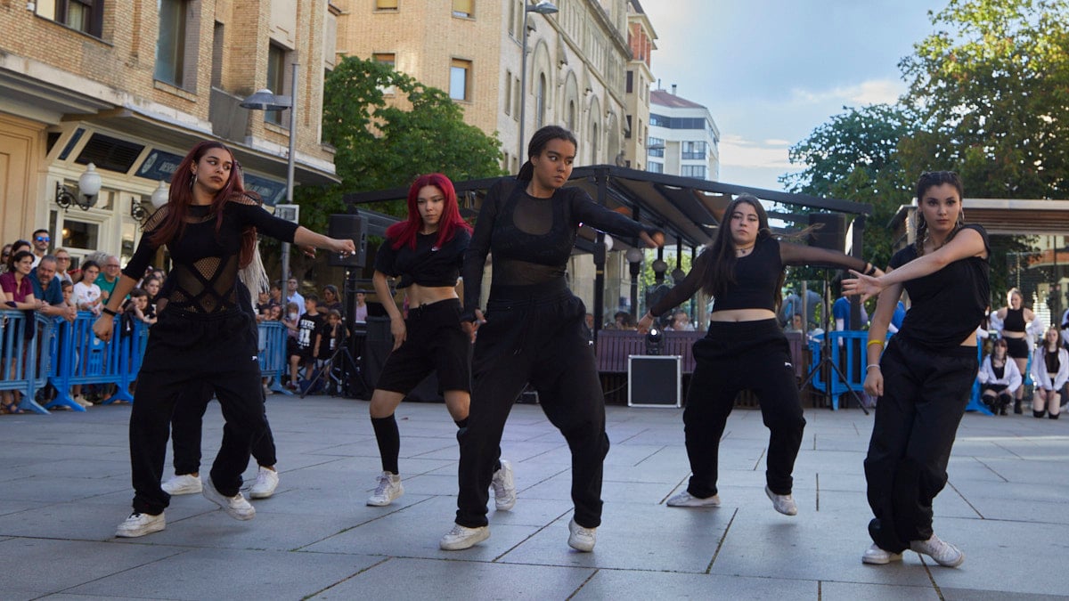 Los bailarines navarros que saltan al mayor campeonato de danza del mundo y viajan a Orlando