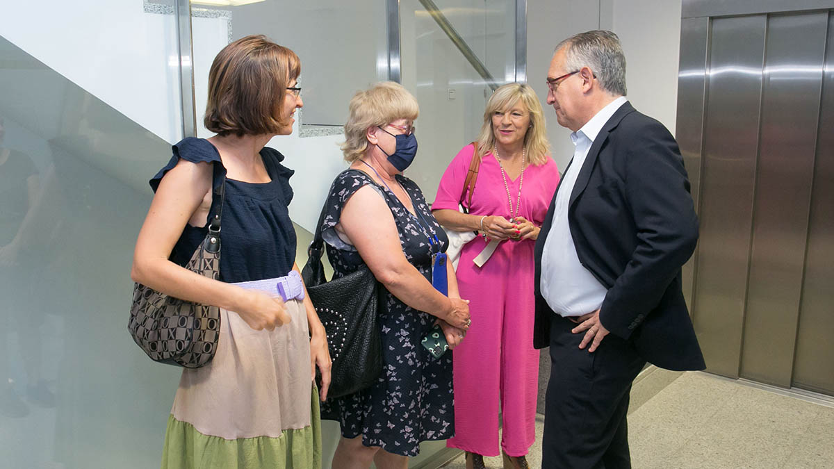 Enrique Maya en la apertura del edificio de la Calle Mayor destinado a refugiados Ucranianos. AYUNTAMIENTO DE PAMPLONA