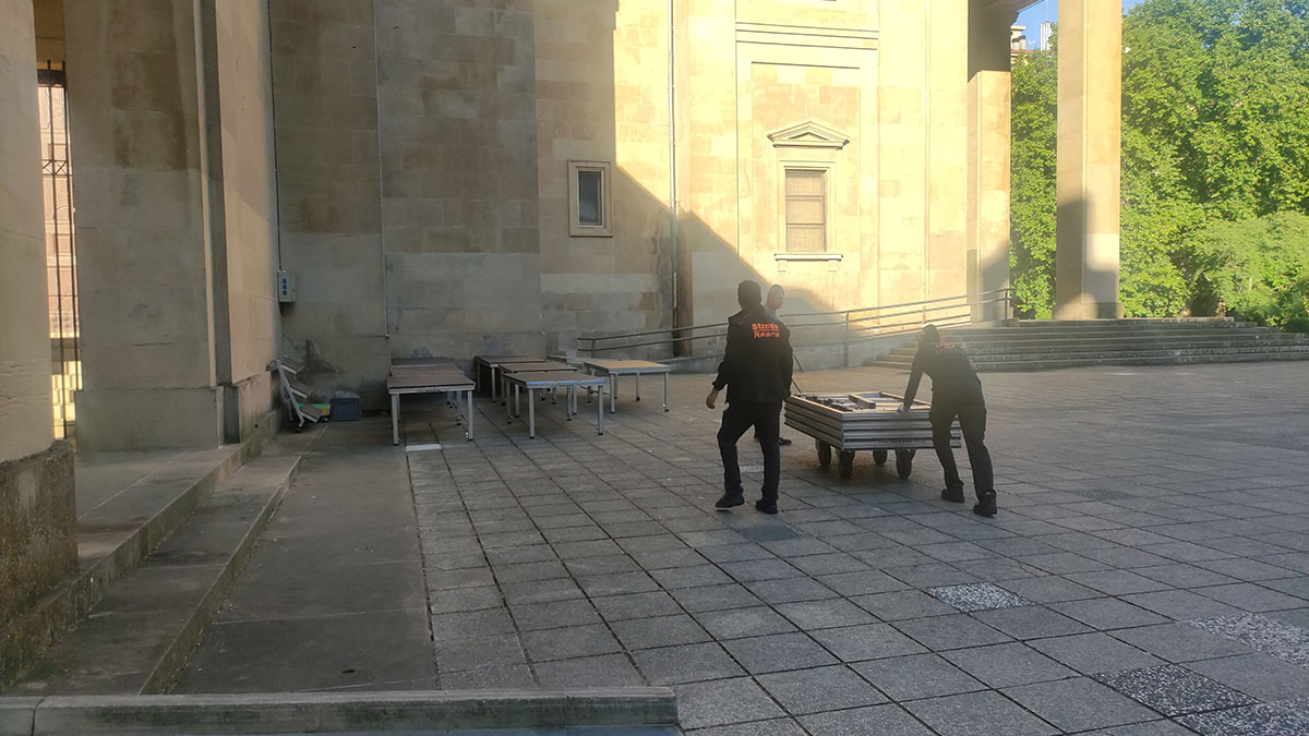 Escenario de marionetas de 'Menudas fiestas'. L.V.R.