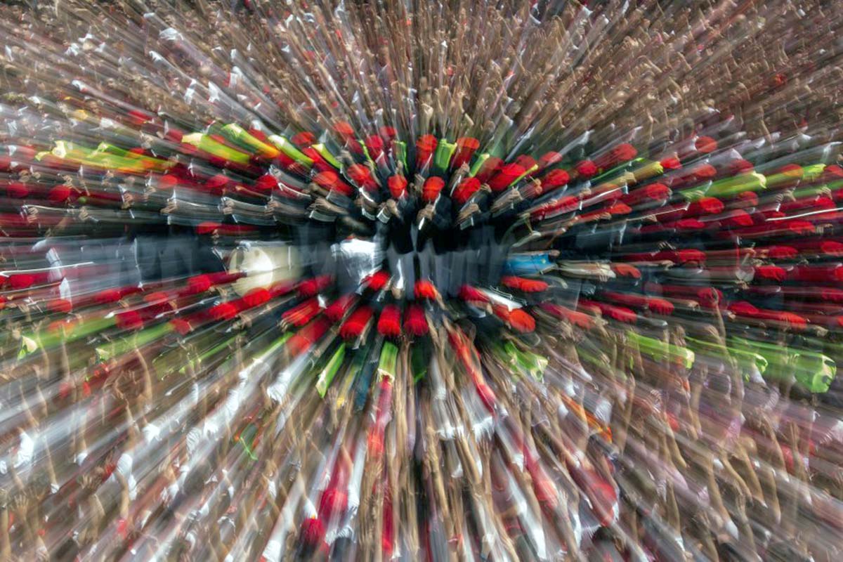 Chupinazo en la plaza Consistorial 2016 (Foto Luis Azanza, cortesía de la familia)