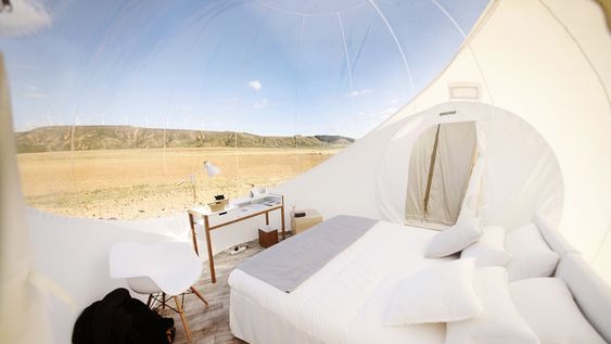 Vistas desde el interior de una de las burbujas del Hotel Aire de Bardenas. Foto: Hotel Aire de Bardenas.