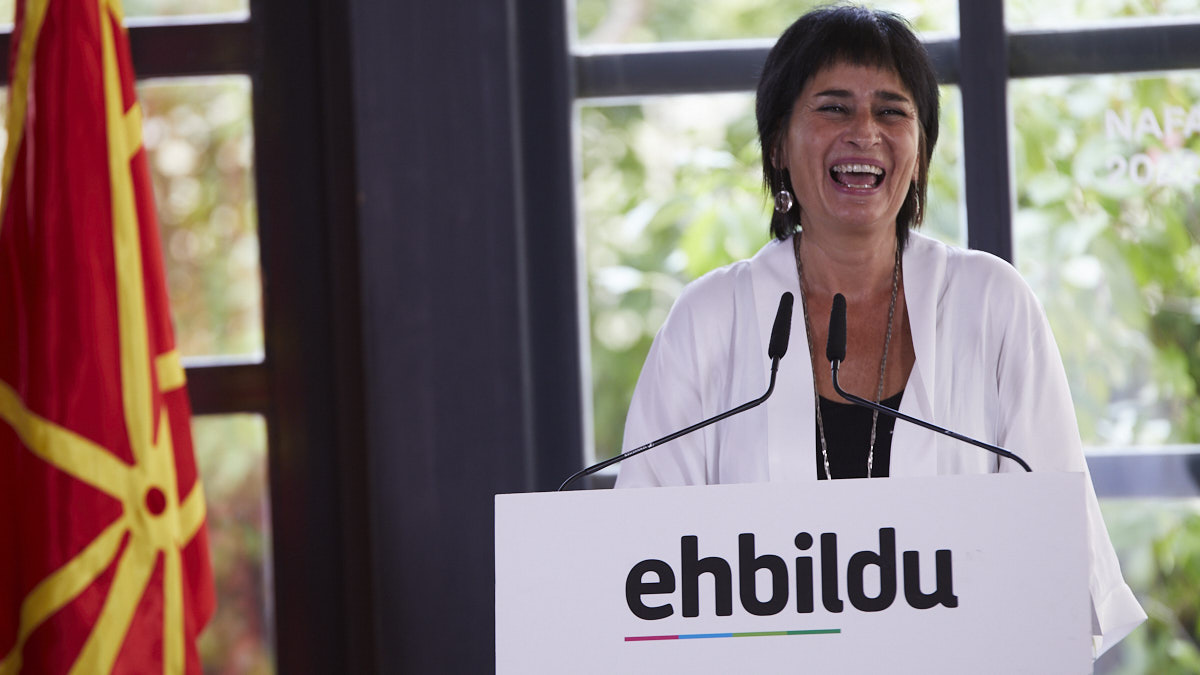 EH Bildu celebra el acto de inauguración del curso político con la intervención de la parlamentaria y candidata de EH Bildu a la presidencia de Navarra, Laura Aznal. IÑIGO ALZUGARAY