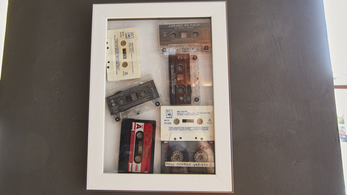 Bar Besos Robados, en la calle Navarro Villoslada 14 de Pamplona. IÑIGO ALZUGARAY