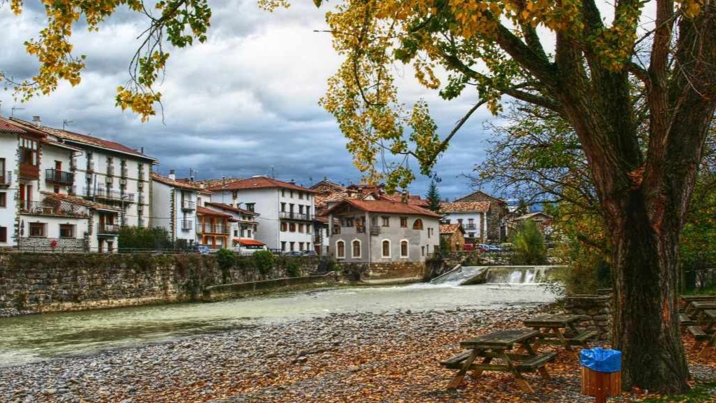 Burgui, uno de los pueblos más bonitos del Valle del Roncal. Foto: Turismo de Navarra.