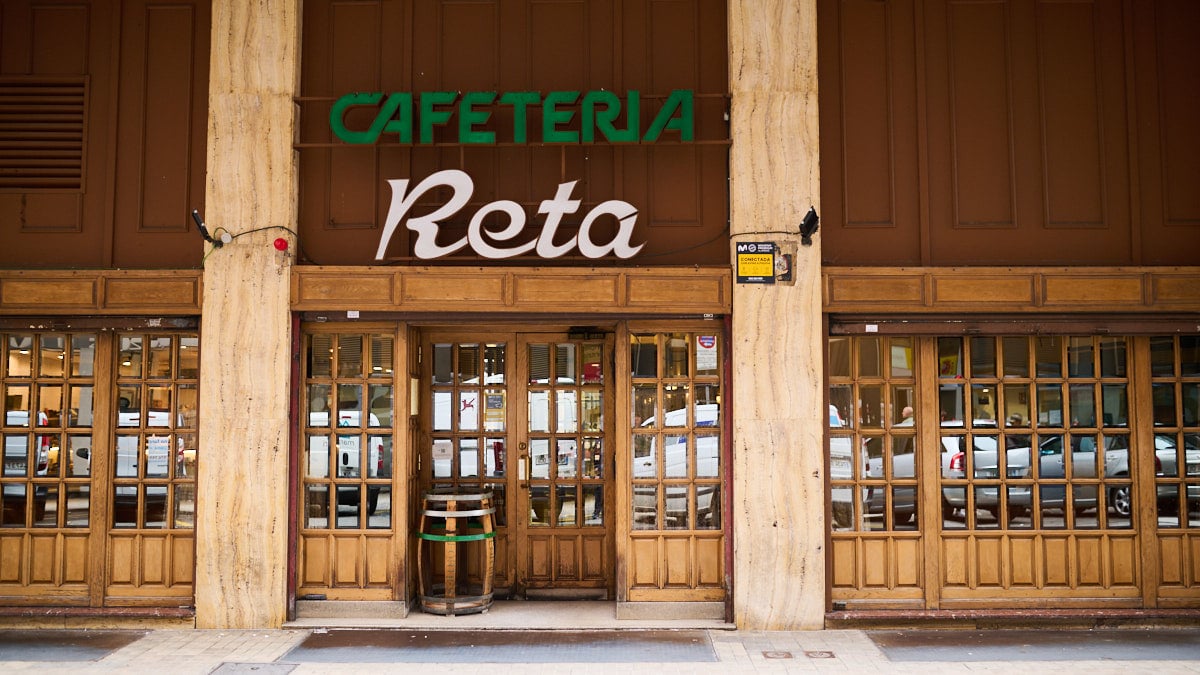 Cafetería Reta, en la Plaza de la Libertad 8 de Pamplona. PABLO LASAOSA
