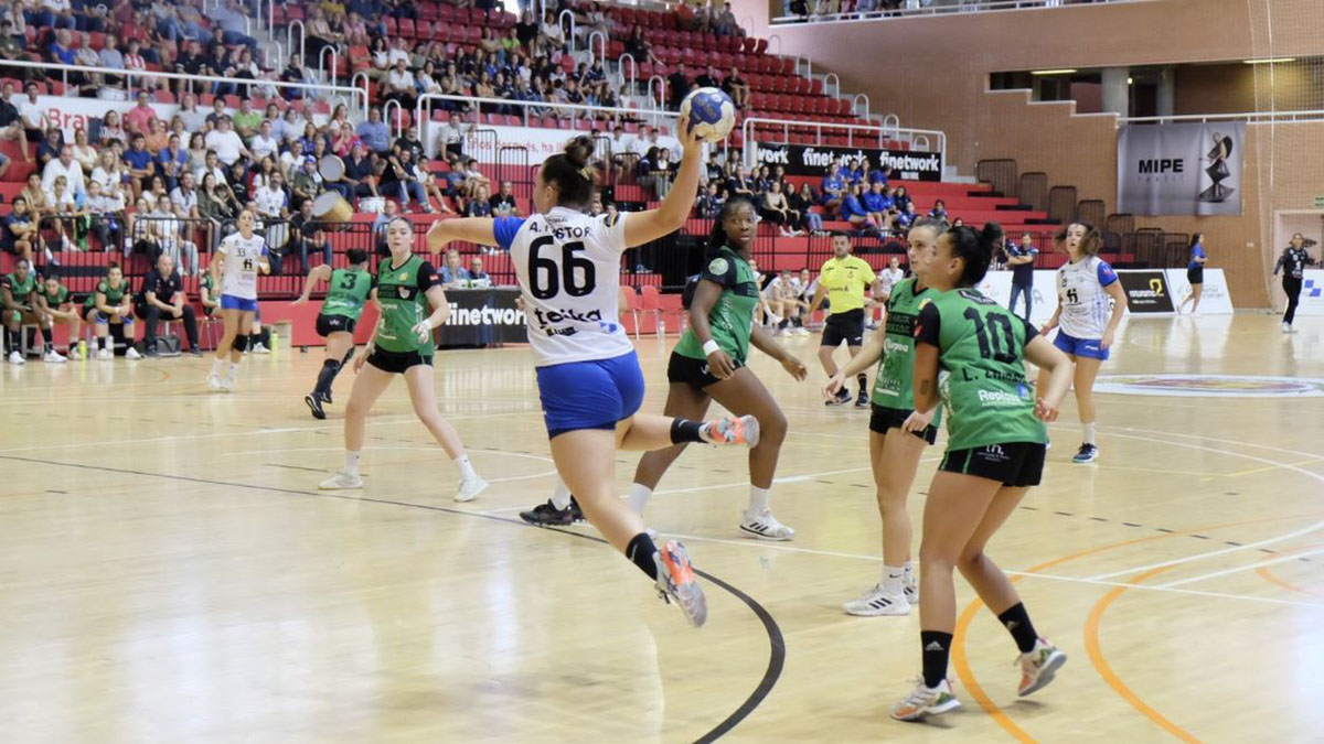Partido de Copa de la Reina  Elda - Beti Onak. @elda_prestigio