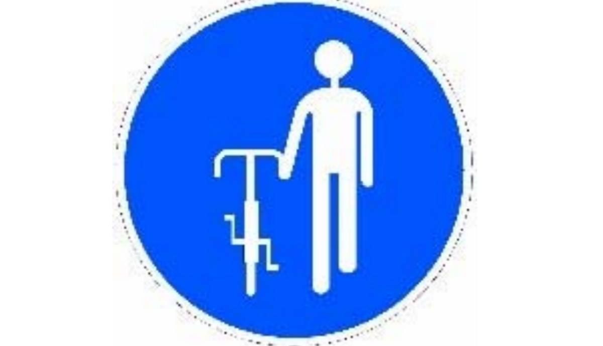 Señal R-422:Obligación para los usuarios de ciclos de continuar a pie.