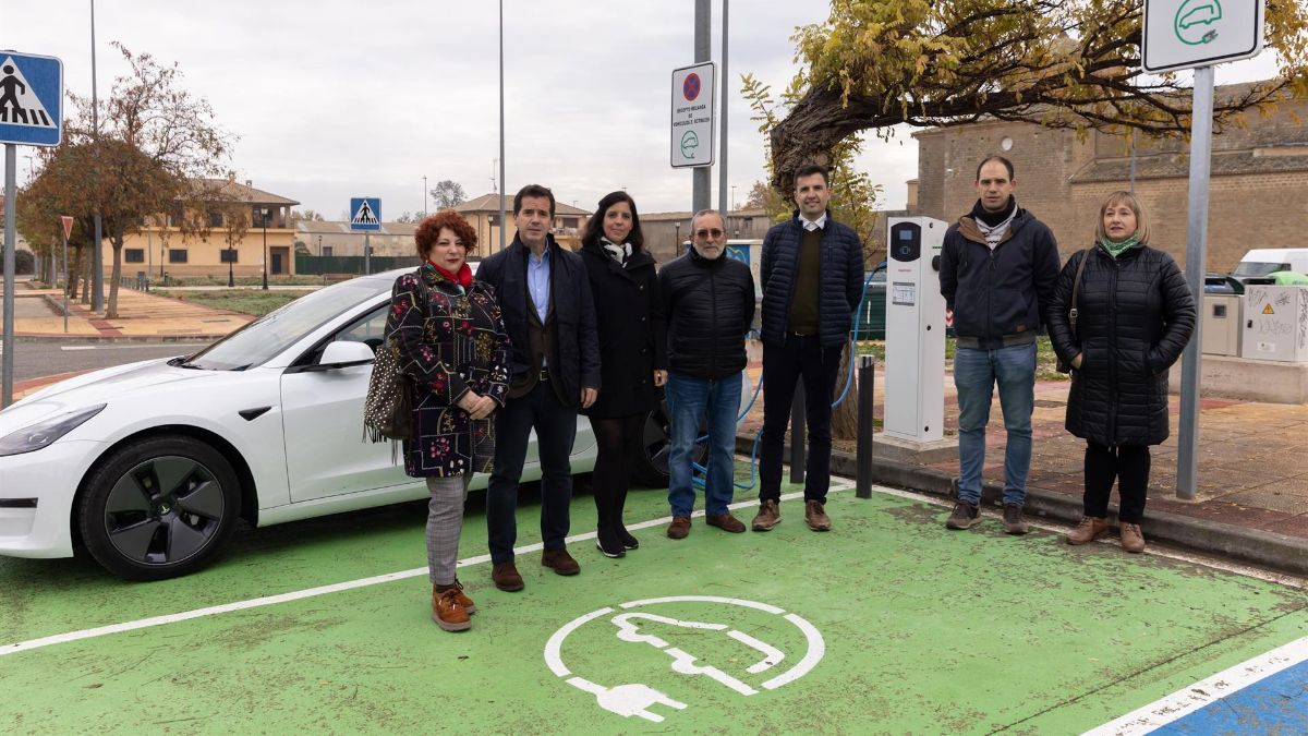 La nueva aplicación facilitará a los ayuntamientos gestionar sus puntos de recarga para el vehículo eléctrico. CEDIDA