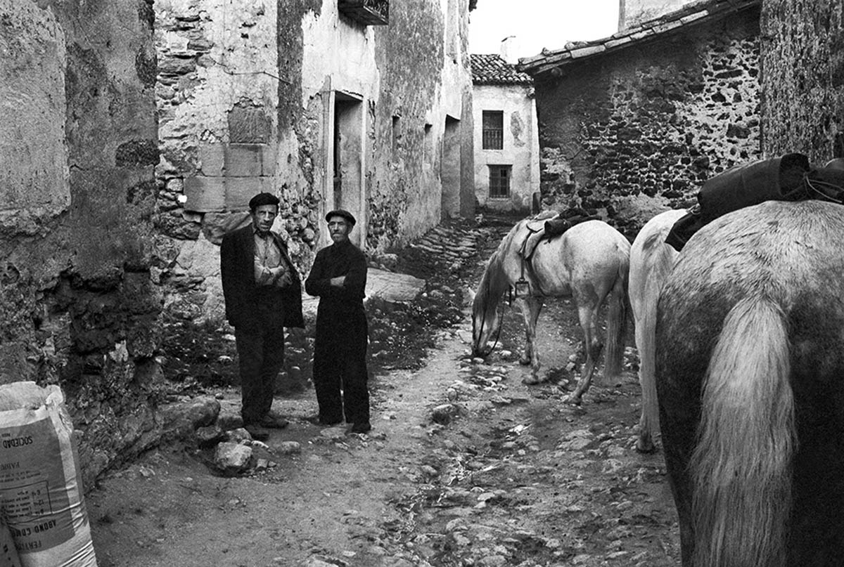 1973 Pizarra to Pamplona (Across Spain On Horseback) viaje a los SF a caballo (Foto Jim Hollander, cortesía del autor)