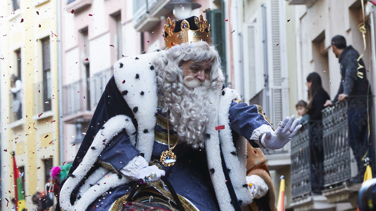 Magia e ilusión en la llegada de los Reyes Magos a Pamplona: las ...