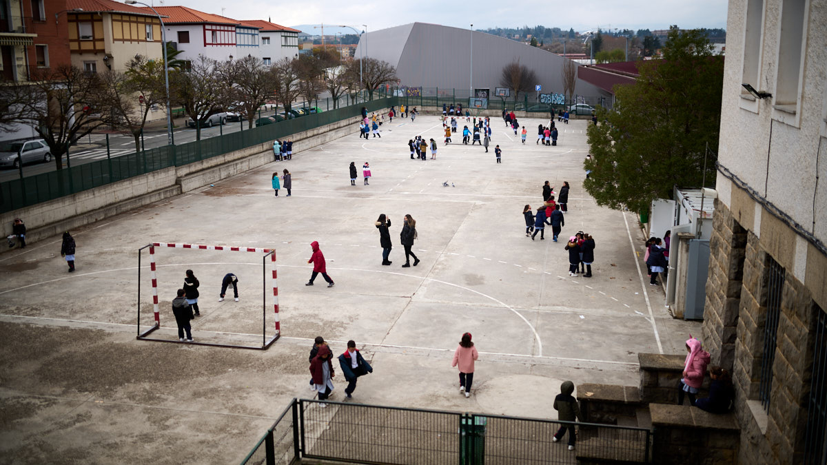 Colegio Esclavas del Sagrado Corazón de Pamplona, en la avenida de Villava número 6. PABLO LASAOSA