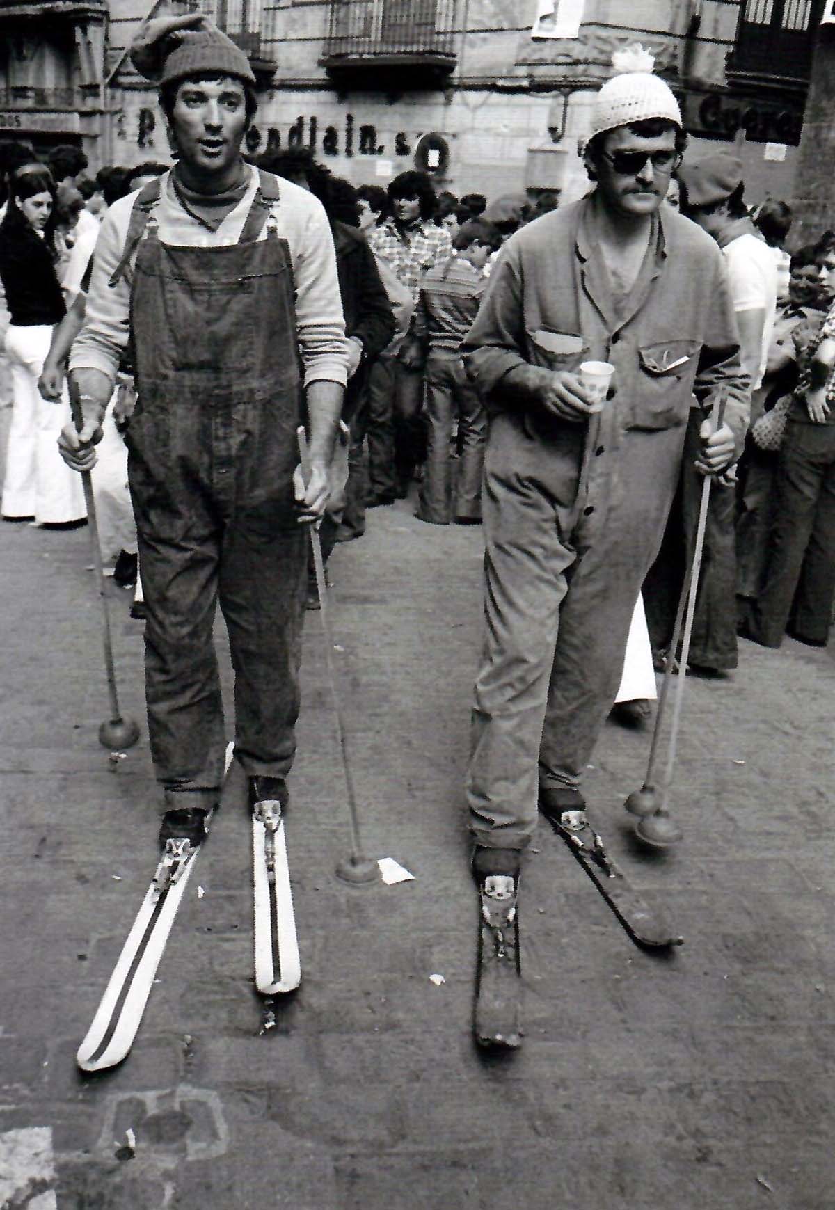 1977 Esquiando por Mercaderes (Foto José Luis Nobel, cortesía de la familia)