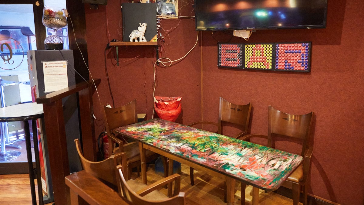 Bar Chaves, en la avenida Sancho El Fuerte 29 de Pamplona. IÑIGO ALZUGARAY