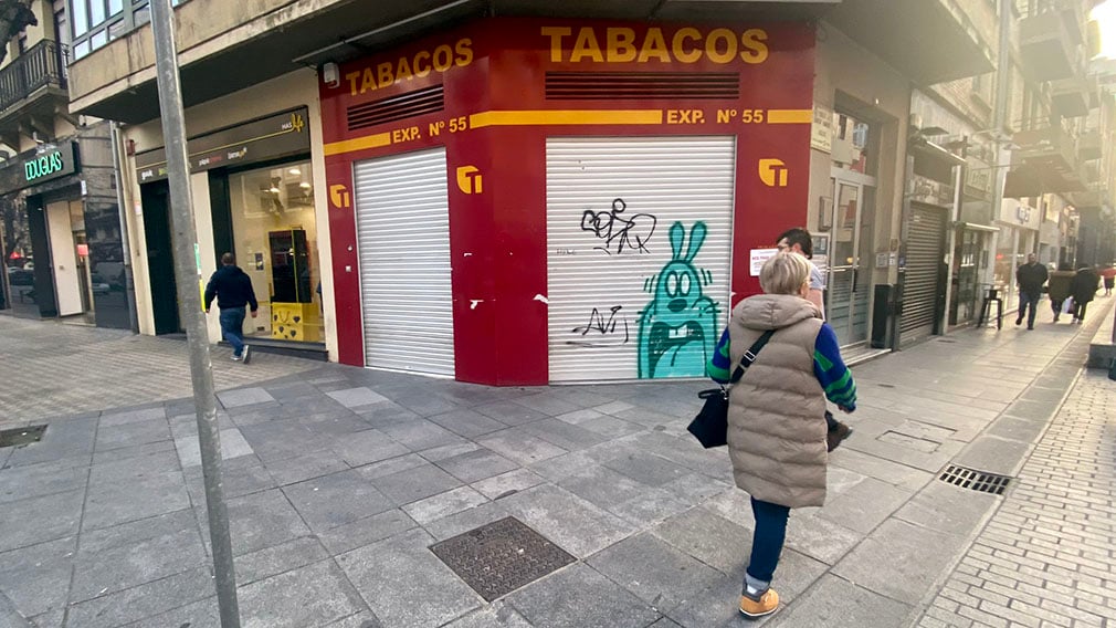 El estanco ubicado en la calle García Ximenez de Pamplona ha cerrados sus puertas y se ha trasladado.