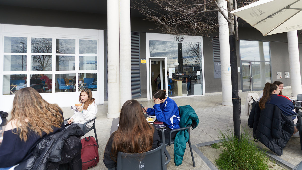 Bar El Inicio, en el Paseo de Ugaldeta 20 de Pamplona. IÑIGO ALZUGARAY