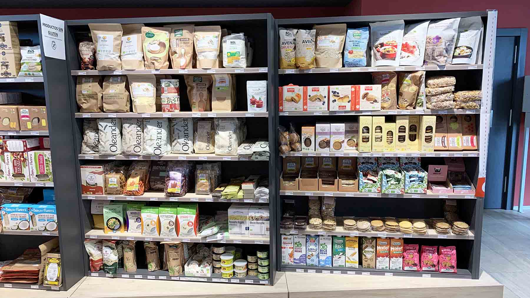 Supermercado Biecor en el barrio de Lezkairu en Pamplona. Navarra.com