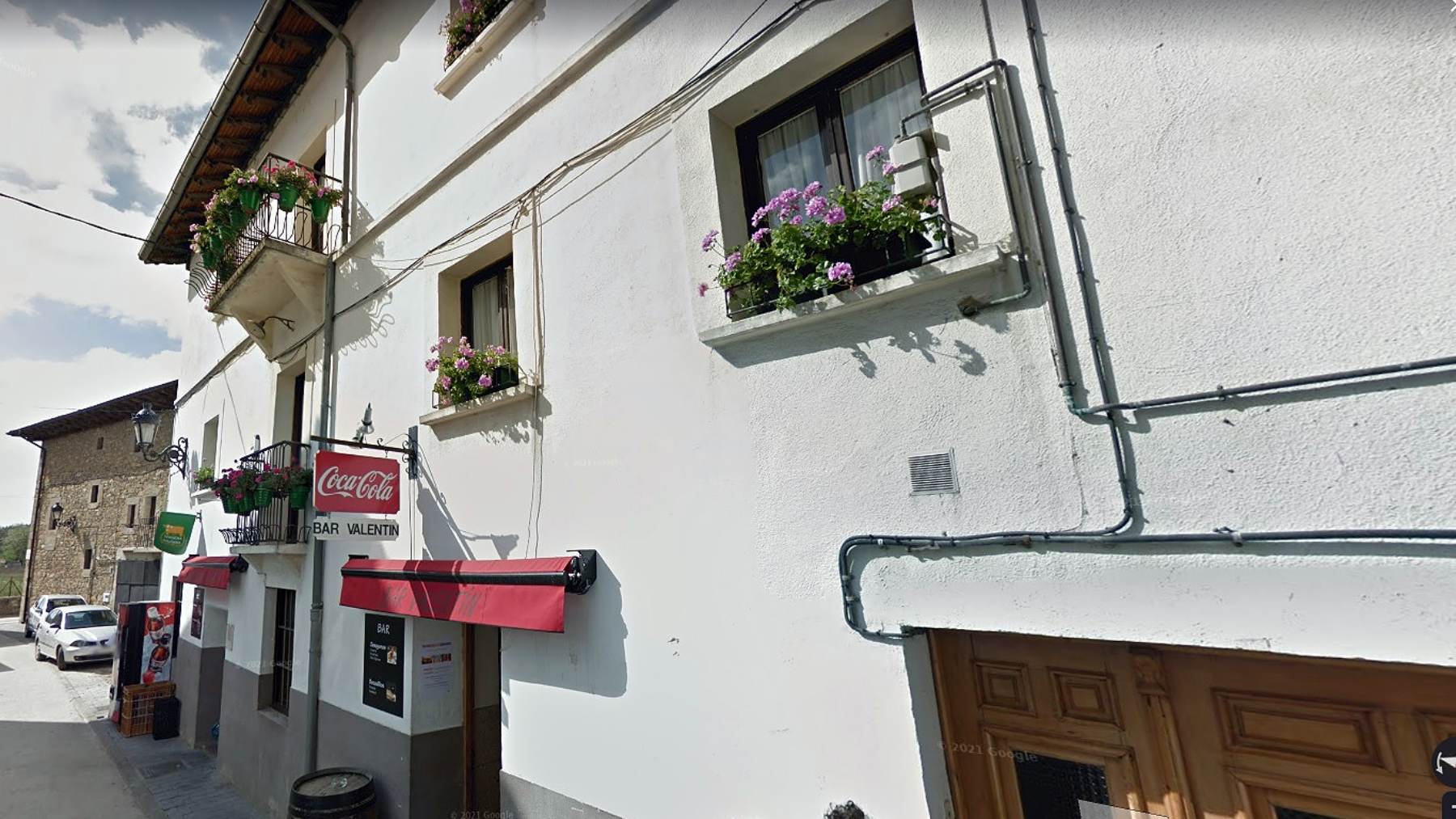 Bar valentín, en la localidad de Zubiri. GOOGLEMAPS