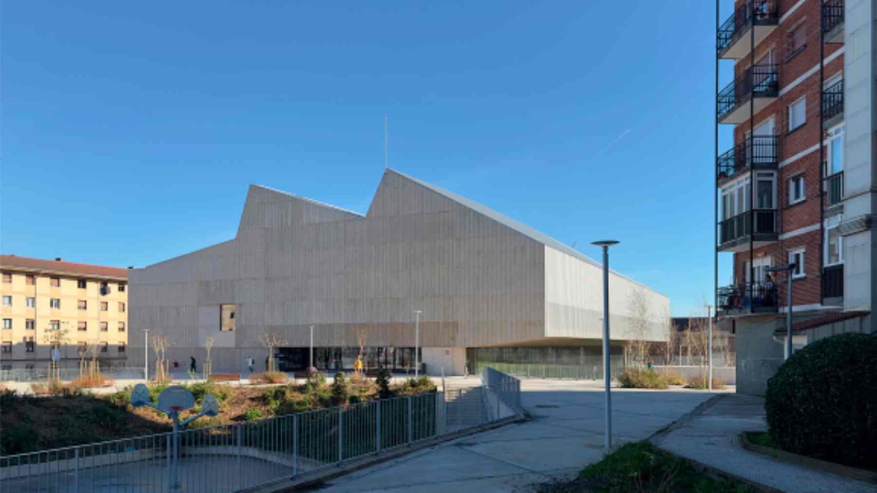 POLIDEPORTIVO ALTZA -Tabuenca Leache