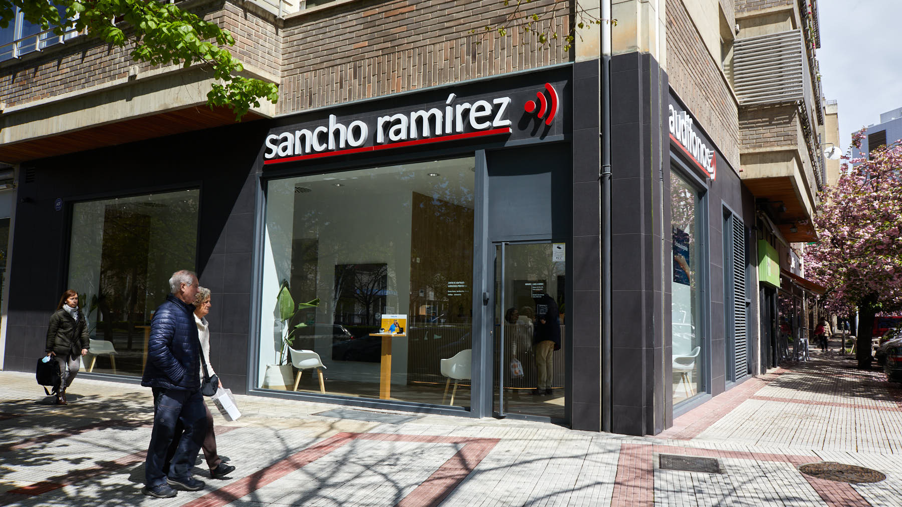 Centro Auditivo Sancho Ramírez, en la calle Sancho El Fuerte 24 de Pamplona. IÑIGO ALZUGARAY