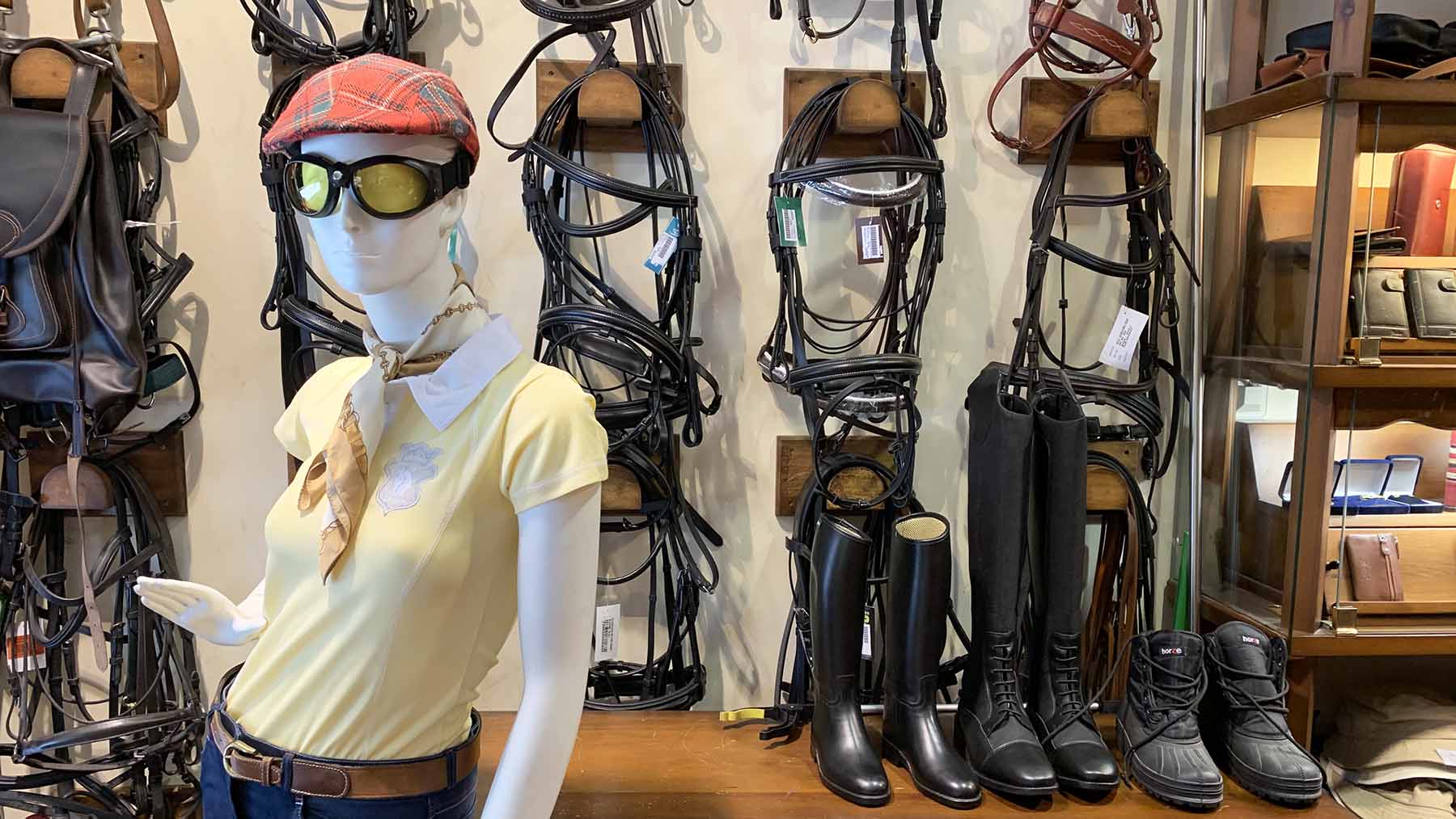 Interior de la tienda Casa Garatea en el casco viejo de Pamplona. Navarra.com