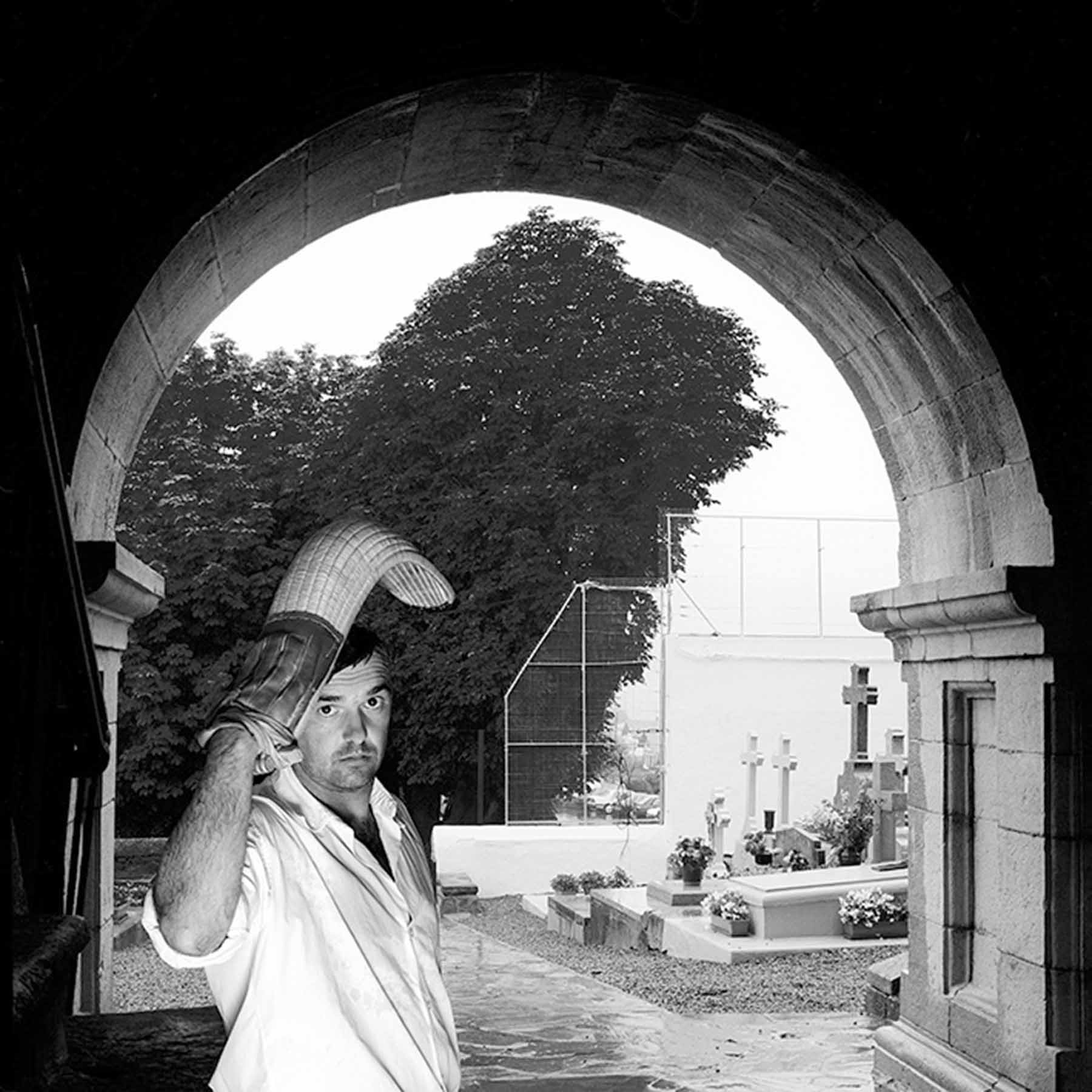 Foto de la portada del libro Pelotari su entorno (Foto Xavier Landa, cortesía del autor)